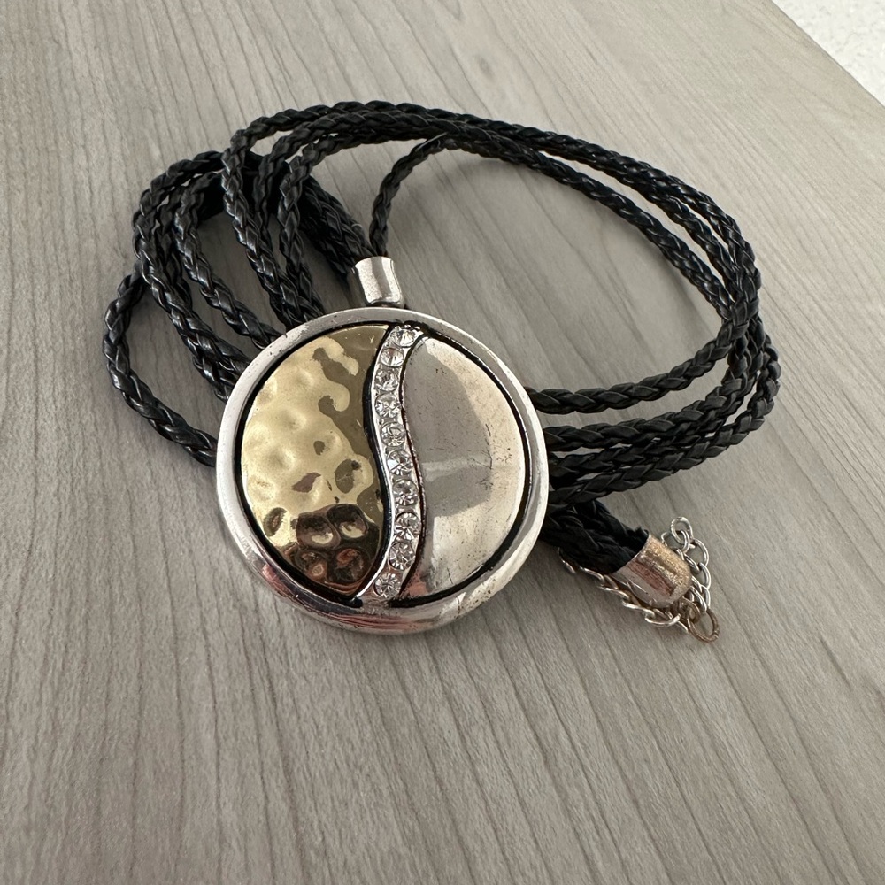 Fun Threaded Silver & Gold Necklace - Picture 2 of 4